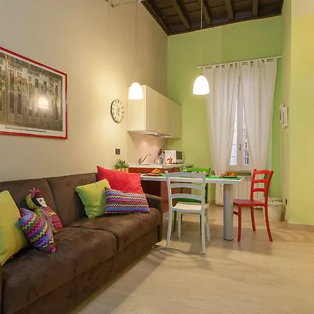Apartamento Crociferi 2 *